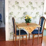 Affittacamere Gaestehaus Alexanna *