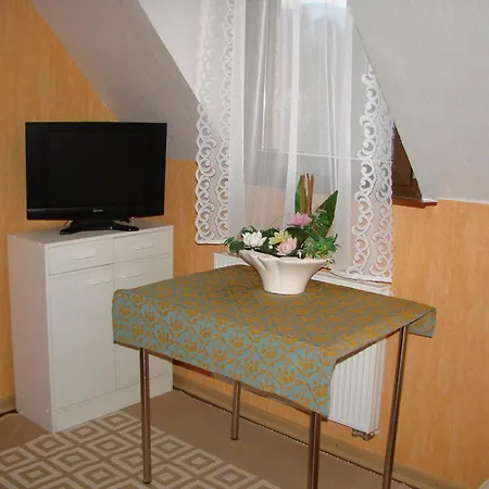 בית הארחה Gaestehaus Alexanna *