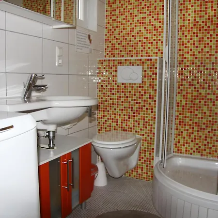 בית הארחה Gaestehaus Alexanna *