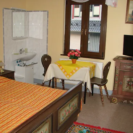 Gaestehaus Alexanna * באדן-באדן