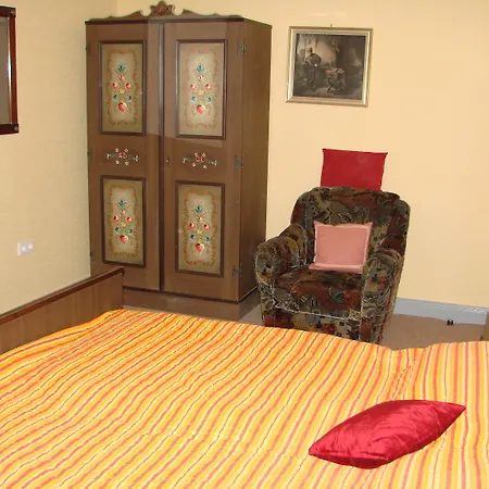 בית הארחה Gaestehaus Alexanna *